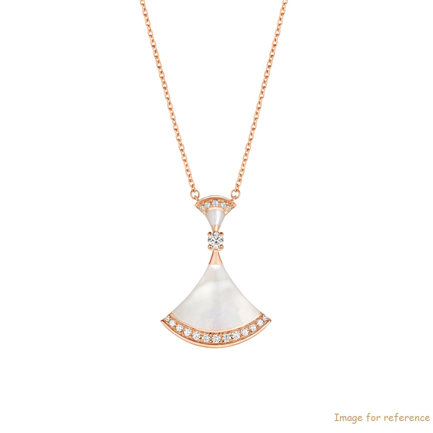OEM ODM 18 kt rose gold necklace set with mother of pearl elements, a round brilliant-cut diamond and pavé diamonds Custom design jewelry Suppliers